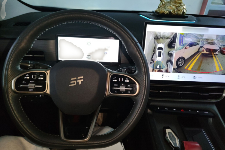 捷途X90 PRO 2024款 2.0T DCT豪华版 7座中控内饰7002