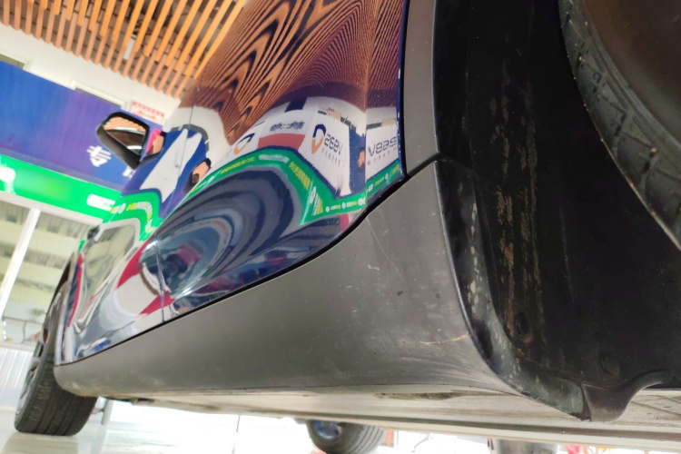 特斯拉 Model Y 2022款 改款 后轮驱动版局部细节9002