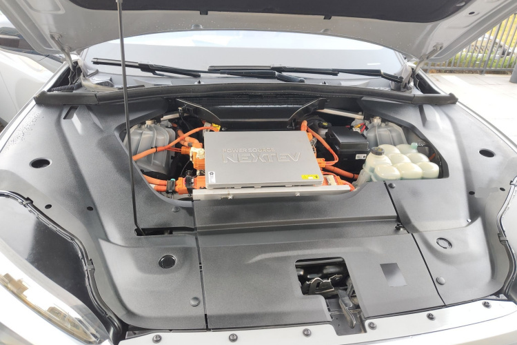 蔚来ES8 2020款 415KM 六座版局部细节24