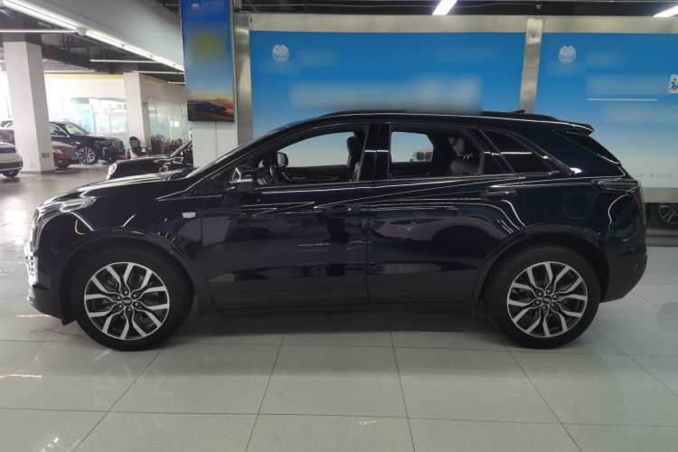 凯迪拉克XT5 2022款 2.0T 四驱尊贵型车身外观4