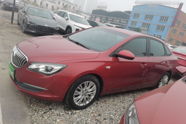 别克 英朗 2015款 15N 自动豪华型车身外观4