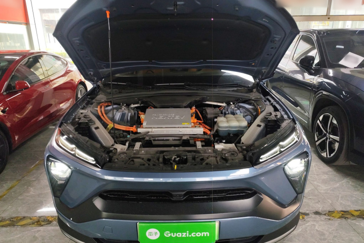 蔚来ES6 2020款 600KM 运动版机舱底盘24