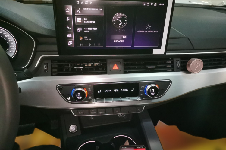 奥迪A4L 2025款 200万辆悦享版 40 TFSI 时尚动感型局部细节16