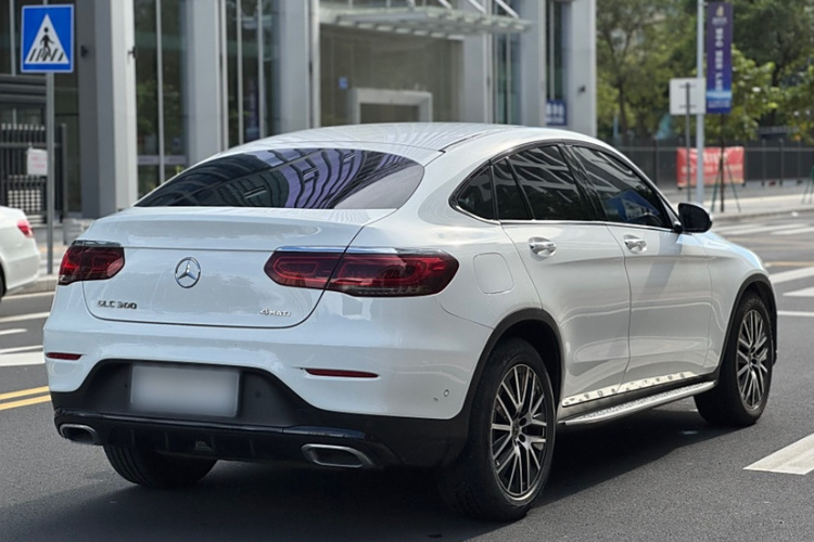 奔驰GLC轿跑 2020款 GLC 300 4MATIC 轿跑SUV车身外观6003