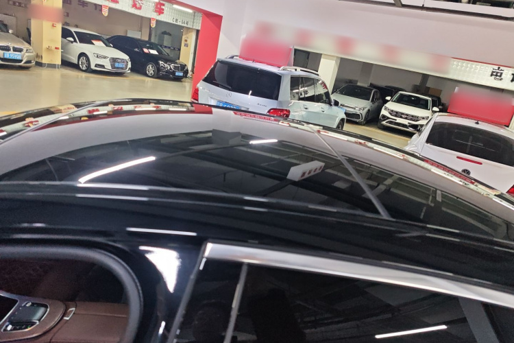 奔驰E级 2023款 E 260 L局部细节57