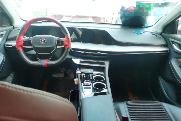 长安 逸动 2023款 畅享版 PLUS 蓝鲸NE 1.4T GDI DCT尊贵版中控内饰12