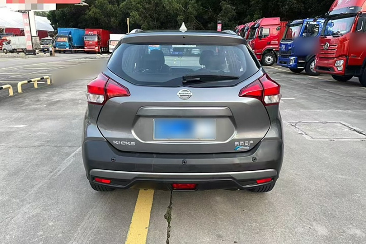 日产 劲客 2017款 1.5L CVT智行版车身外观6004