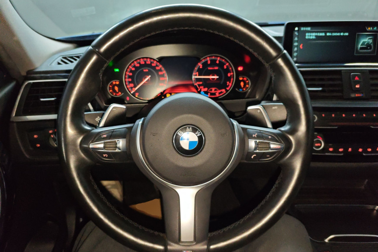 宝马3系 2018款 320Li 领先型M运动套装中控内饰13