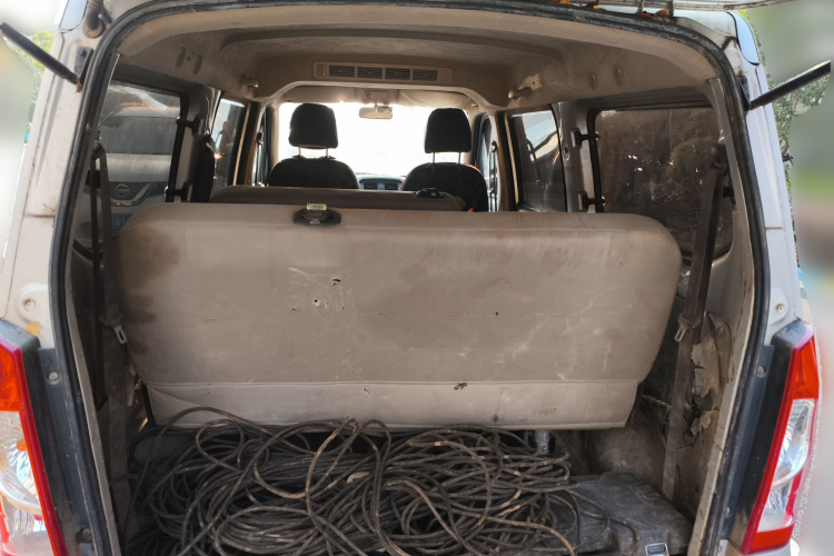 五菱汽车 五菱荣光 2014款 1.2L S 标准型中控内饰23