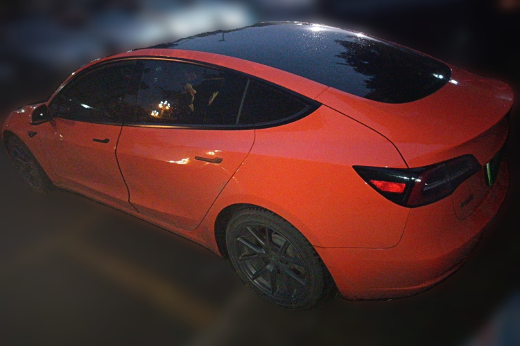 特斯拉 Model 3 2021款 标准续航后驱升级版车身外观6003