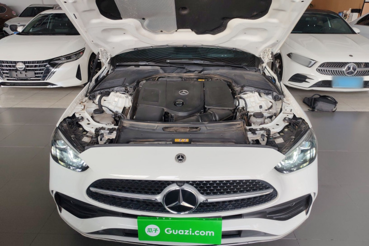 奔驰C级 2023款 改款 C 200 L 运动版机舱底盘24