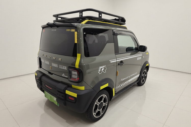 吉利银河 2024款 200km 熊猫骑士车身外观7