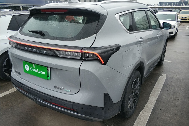 捷途山海L7 2024款 1.5T 120km ULTRA 7座车身外观7