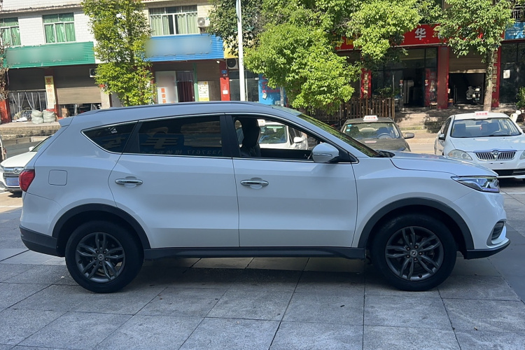 东风风光 风光580 2020款 1.5T CVT豪华型车身外观6002