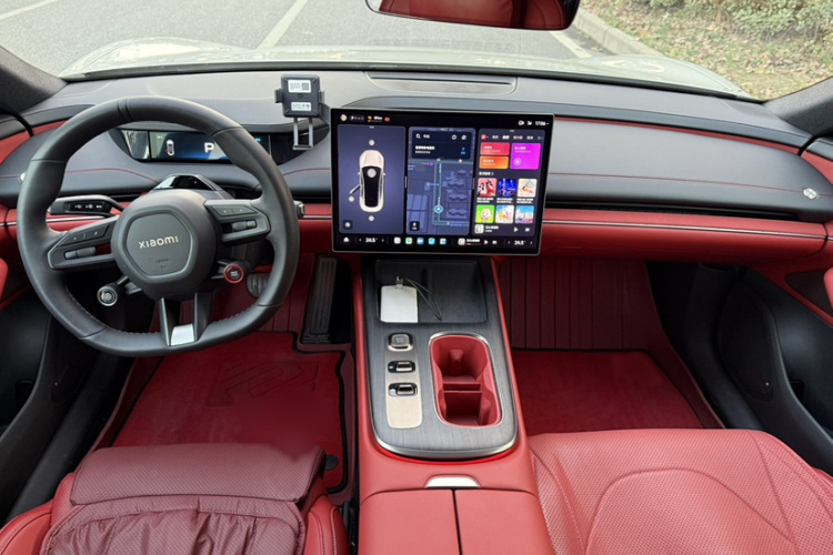 小米汽车 小米SU7 2024款 后驱长续航智驾版中控内饰7003