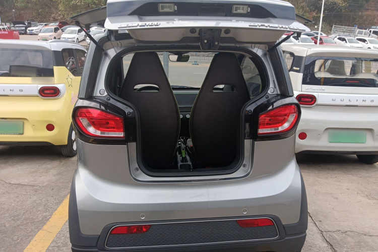 宝骏E100 2019款 250KM 智行版机舱底盘23