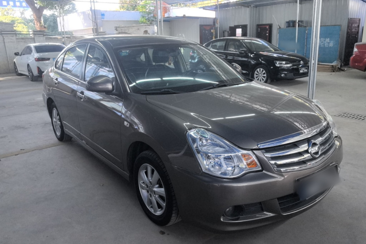 日产 轩逸 2018款 经典 1.6XE+ CVT领先版车身外观3