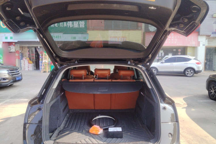 奥迪Q5L 2022款 40T 时尚动感型局部细节23