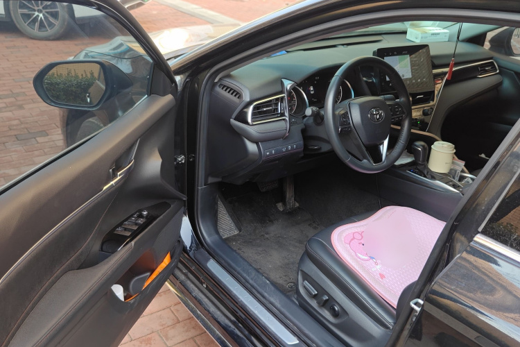 丰田 凯美瑞 2023款 2.0G 豪华版中控内饰20