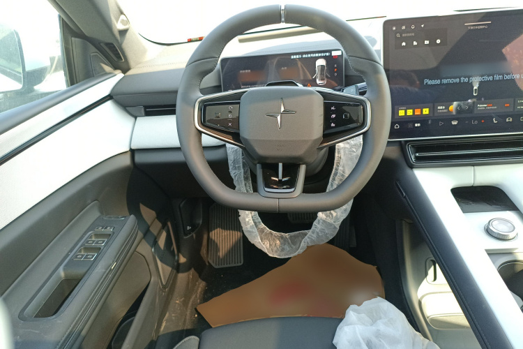 Polestar极星 Polestar 4 2024款 双电机长续航PLUS  双星互联版中控内饰13