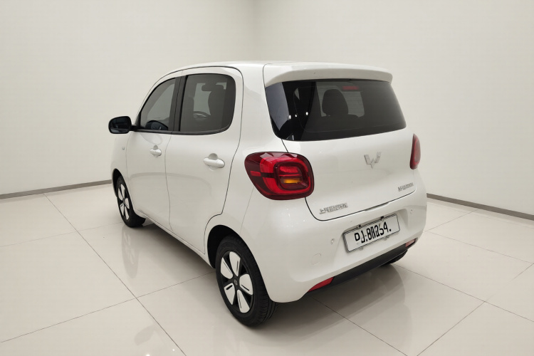 五菱汽车 宏光MINIEV 2025款 四门版 进阶款车身外观5