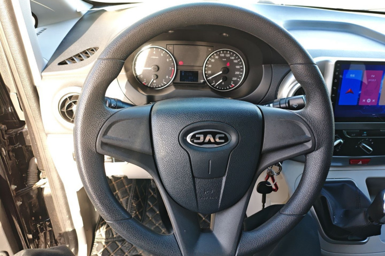 江淮瑞风 瑞风M3 2022款 1.8L 7座标准版局部细节13