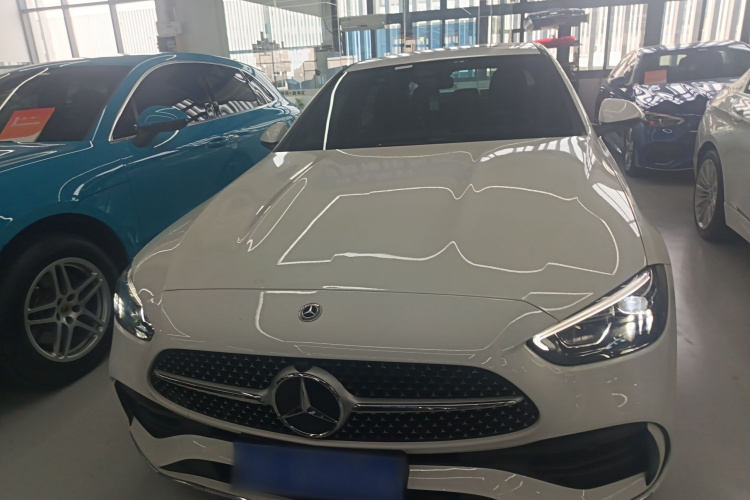 奔驰C级 2022款 C 200 L 运动版车身外观2