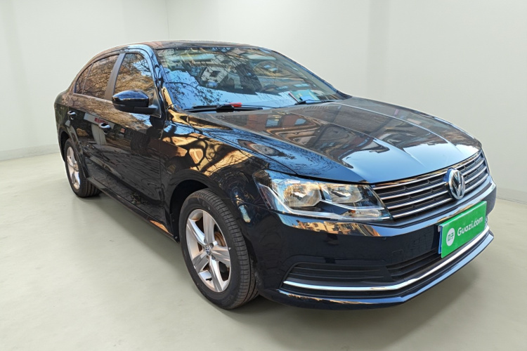 大众 朗逸 2017款 1.6L 手动风尚版车身外观3