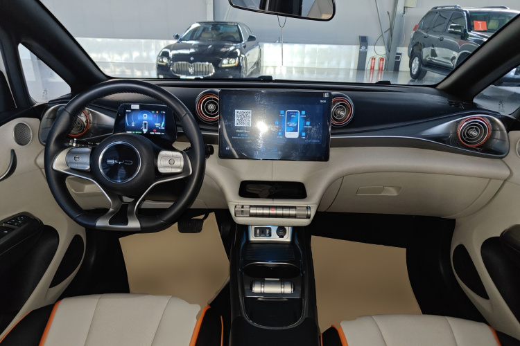 比亚迪 海豚 2021款 405km 时尚版中控内饰12