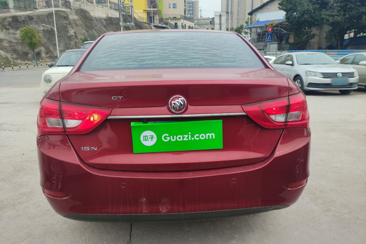 别克 英朗 2017款 15N 自动精英型车身外观6