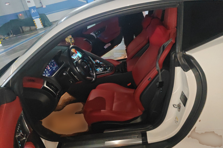 捷豹F-TYPE 2021款 P300 后驱First Edition硬顶版中控内饰19