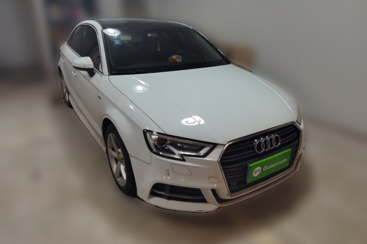 奥迪A3 2018款 30周年年型 Limousine 35 TFSI 时尚型车身外观6002