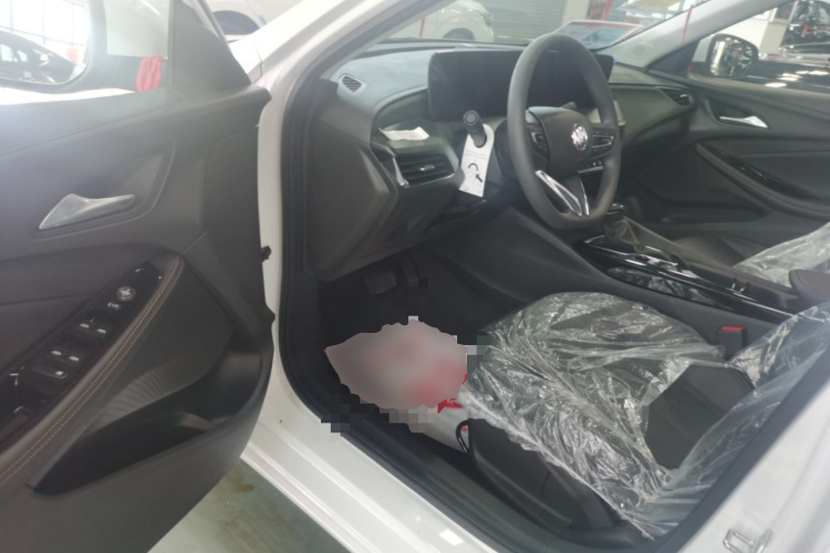 别克 威朗 2023款 Pro 乐享版中控内饰20