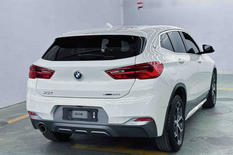 宝马X2(进口) 2019款 sDrive20i M越野套装 国VI车身外观6006