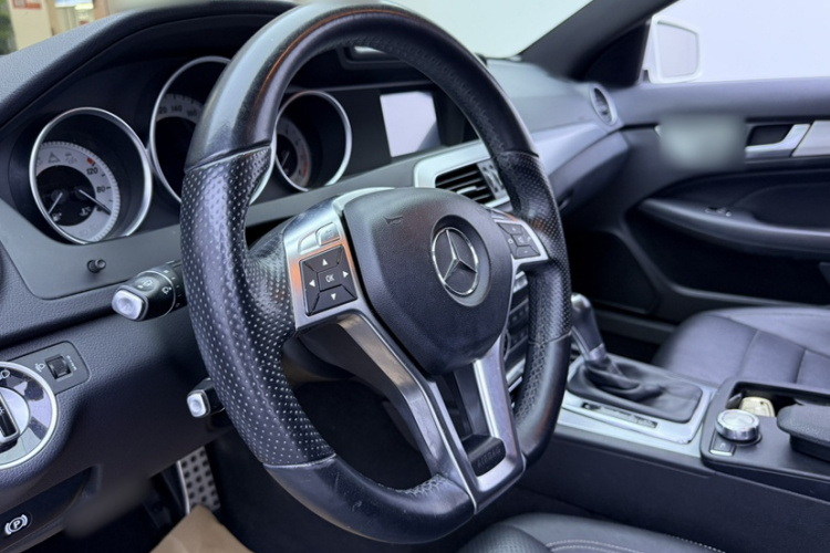 奔驰C级(进口) 2013款 C 180 轿跑版局部细节13