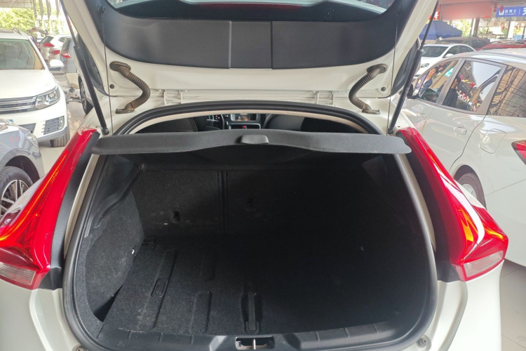 沃尔沃V40 2015款 1.6T 智雅版局部细节23