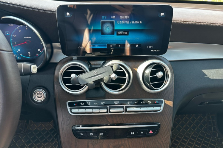 奔驰GLC 2021款 GLC 260 L 4MATIC 豪华型局部细节16