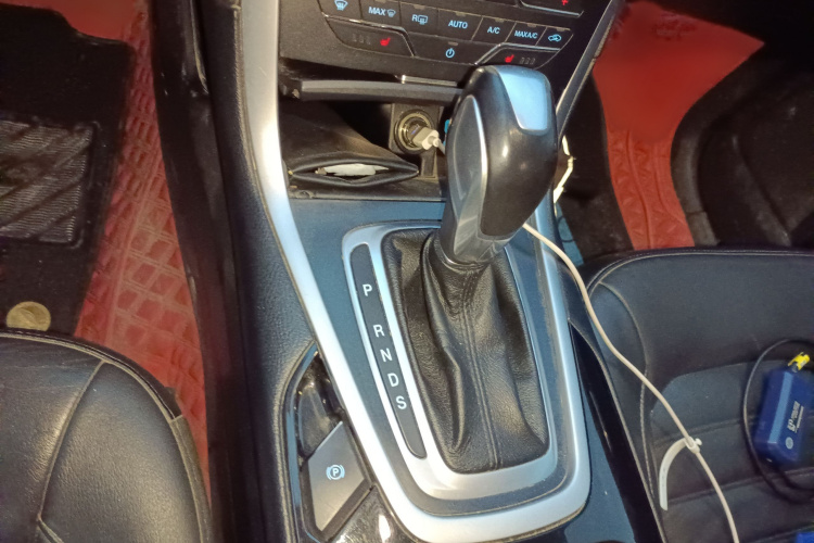 福特 锐界 2016款 EcoBoost 245 两驱豪锐型 7座局部细节18