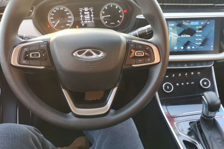 奇瑞 艾瑞泽GX 2018款 1.5T CVT劲色版 国V中控内饰12