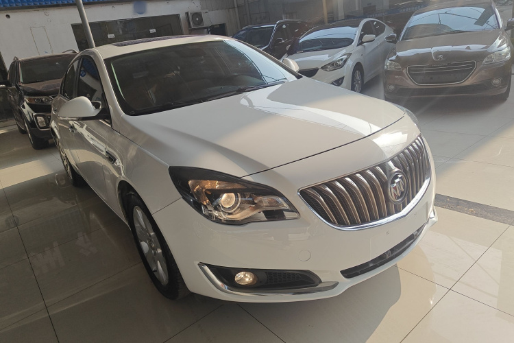 别克 君威 2015款 1.6T 精英技术型车身外观3