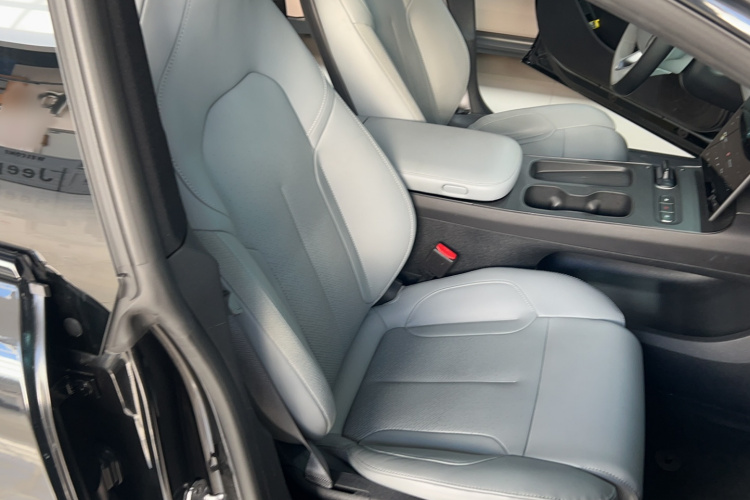 蔚来ET5T 2023款 75kWh Touring局部细节41