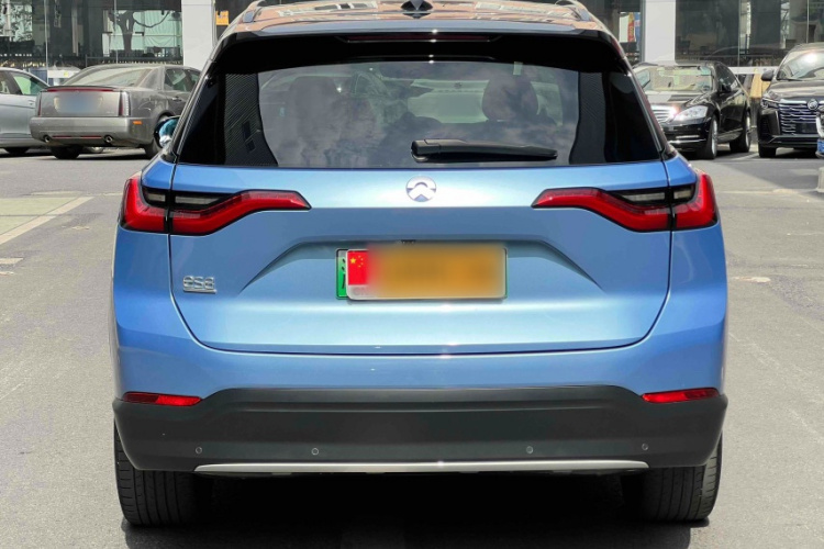 蔚来ES8 2018款 创始版车身外观6002