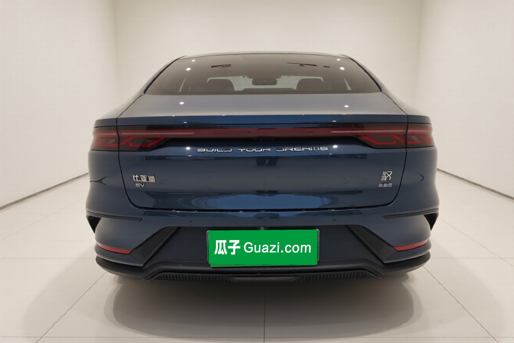 比亚迪 汉 2022款 EV 610KM四驱千山翠限量版车身外观6