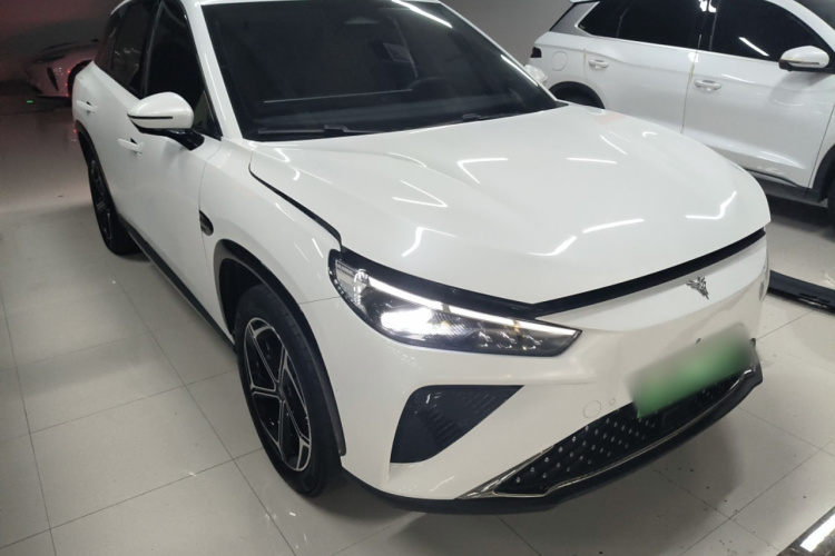 哪吒汽车 哪吒L 2024款 增程 220 闪充版车身外观6002