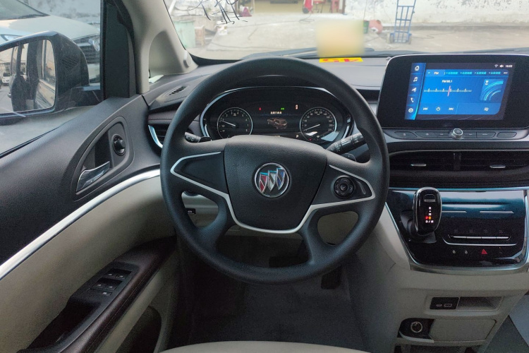 别克GL8 2021款 陆上公务舱 652T 舒适型中控内饰13