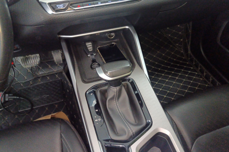 吉利汽车 帝豪 2022款 第4代 1.5L CVT精英型局部细节18