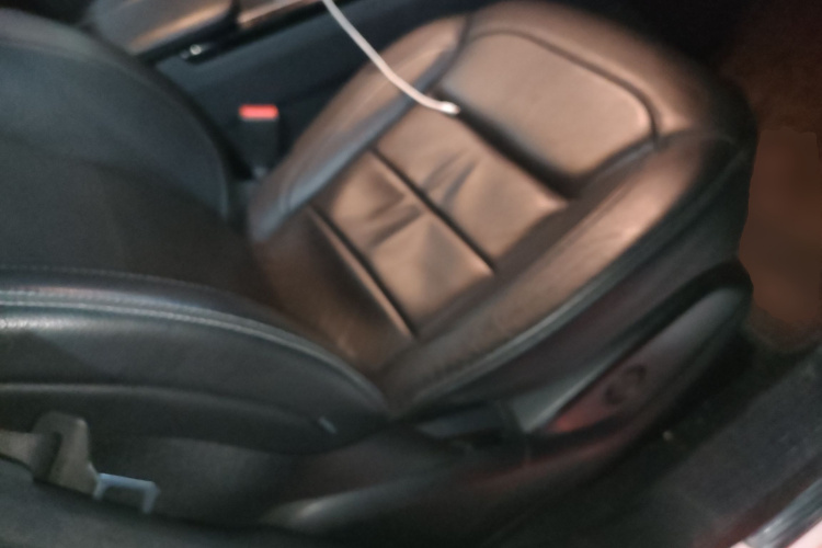 奔驰GLE AMG 2017款 AMG GLE 43 4MATIC局部细节41