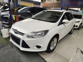 福特 福克斯 2012款 三厢 1.6L 自动舒适型