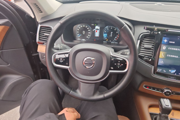 沃尔沃XC90 2019款 T6 智雅版 7座 国VI中控内饰13