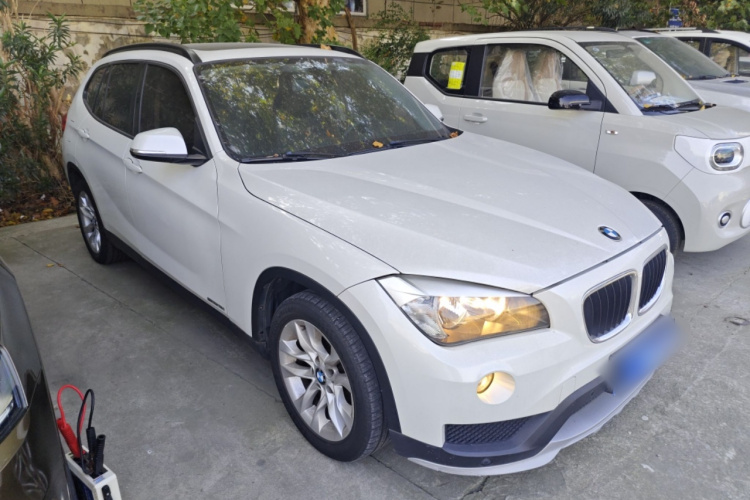 宝马X1 2015款 sDrive18i 时尚晋级版车身外观3